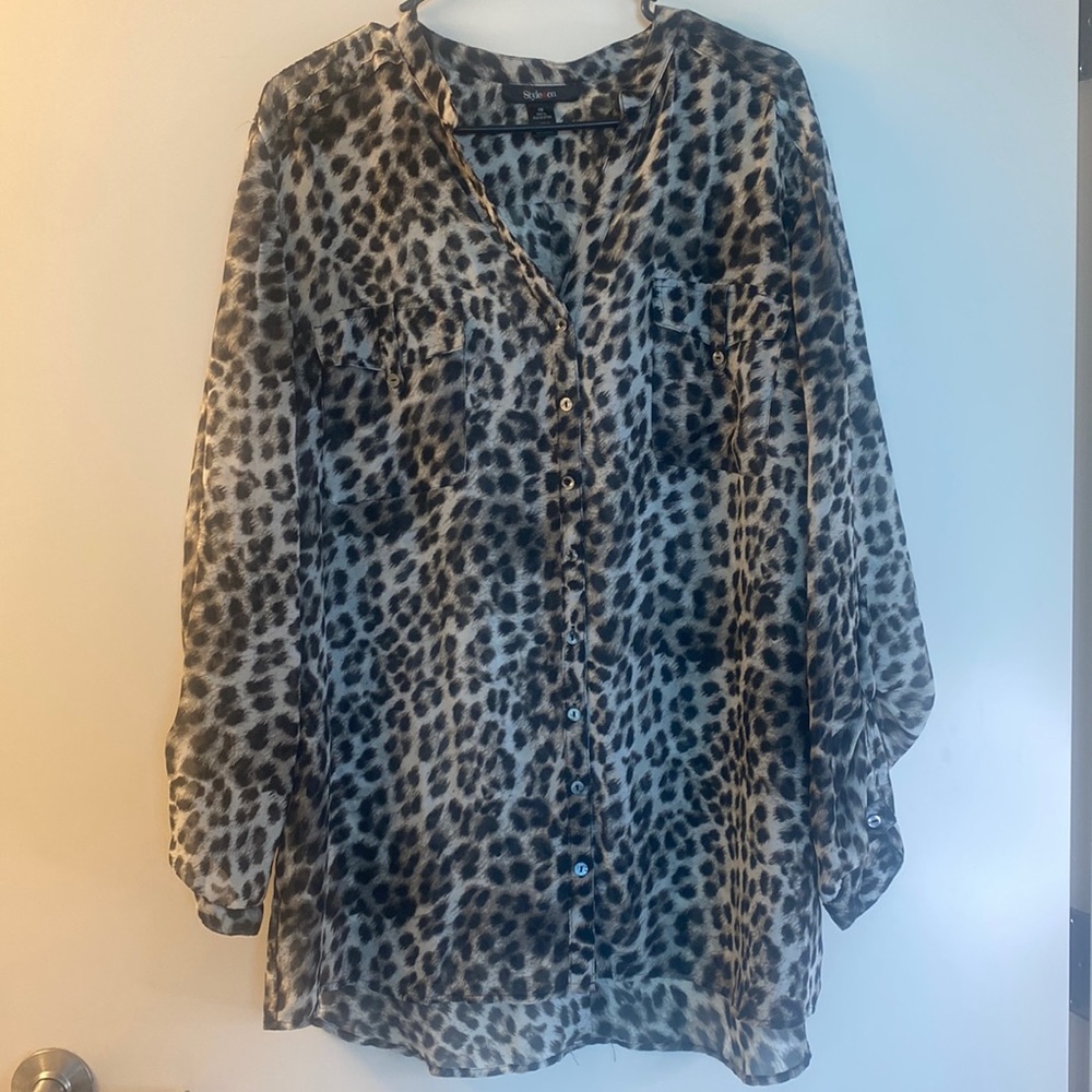 Women’s Style & Co. Tunic button down top, size: 18, color: Leopard print